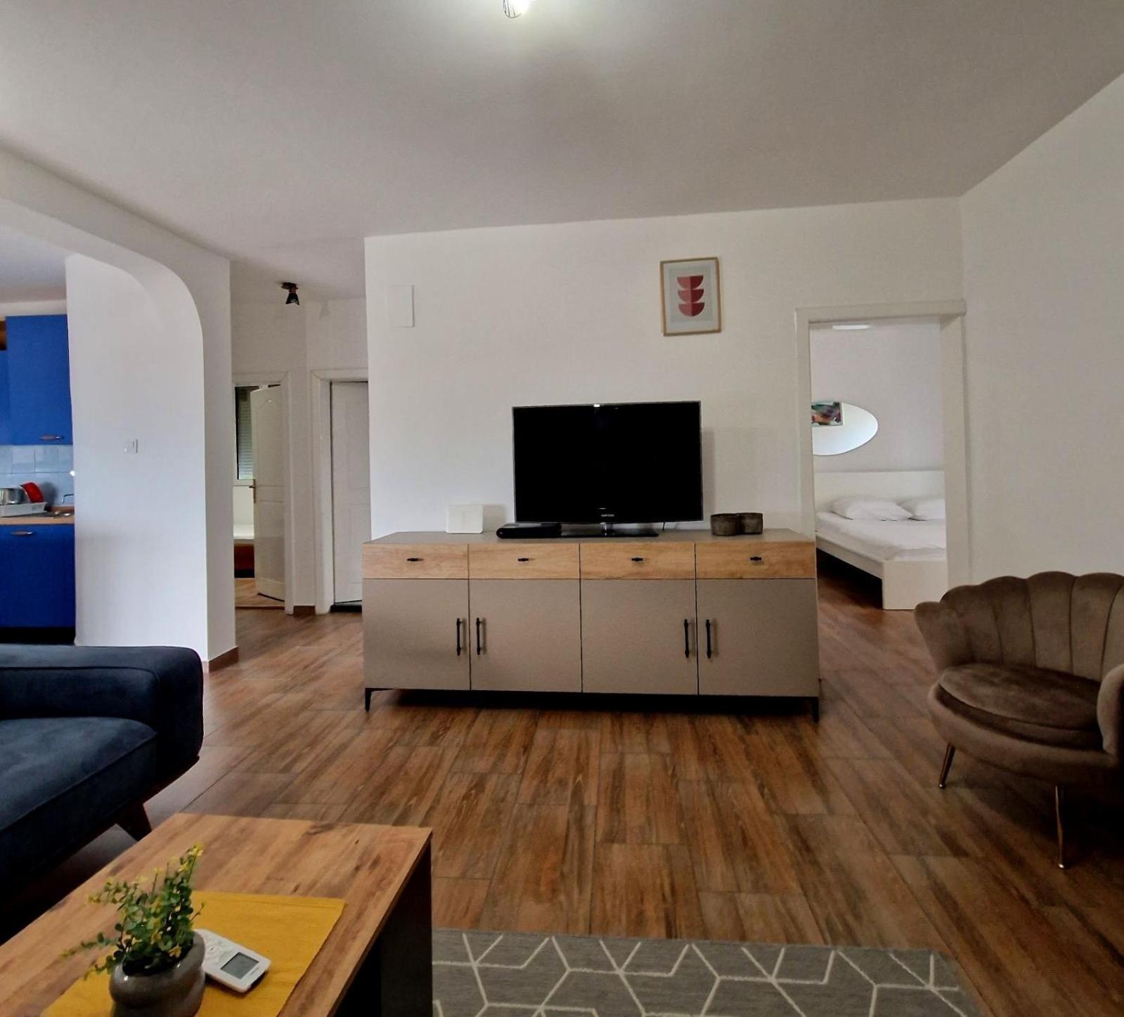 Hortus Apartments สเวติ สเตฟาน ภายนอก รูปภาพ